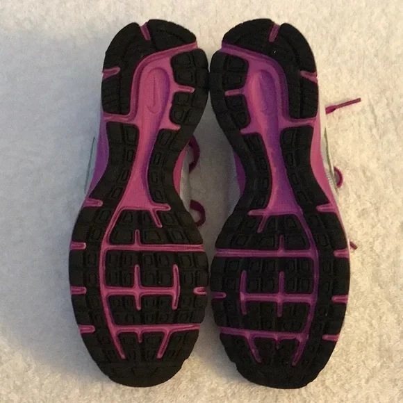 Nike size US 6 - Picture 4 of 4